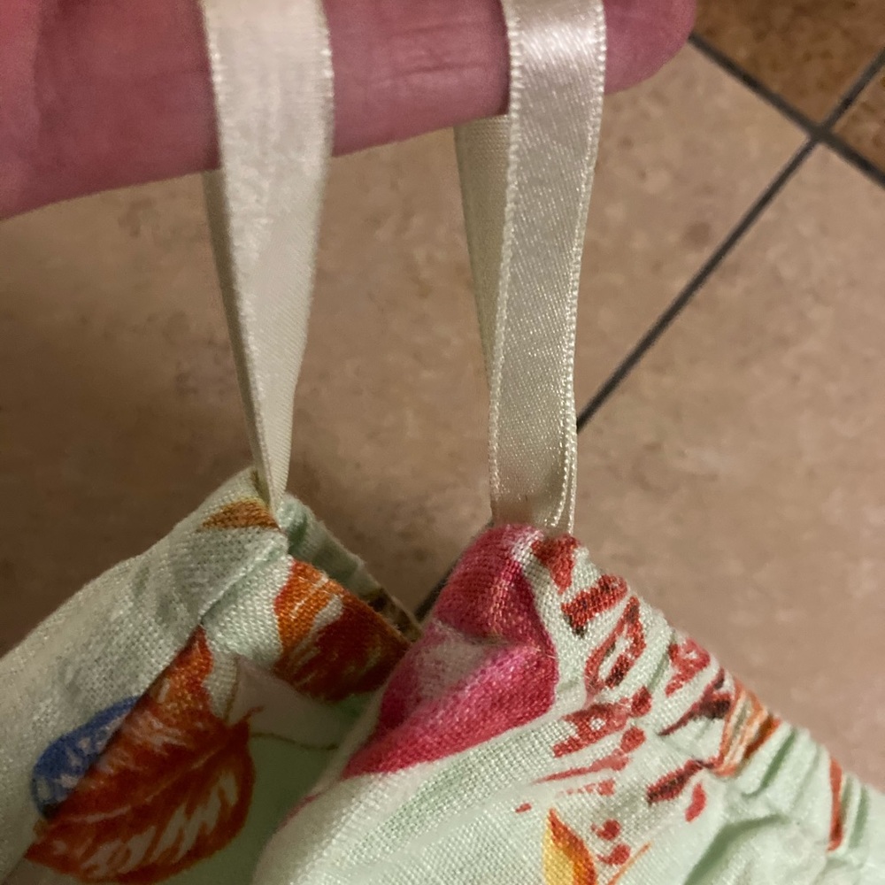 Linen capris from Randi M - Picture 12 of 13